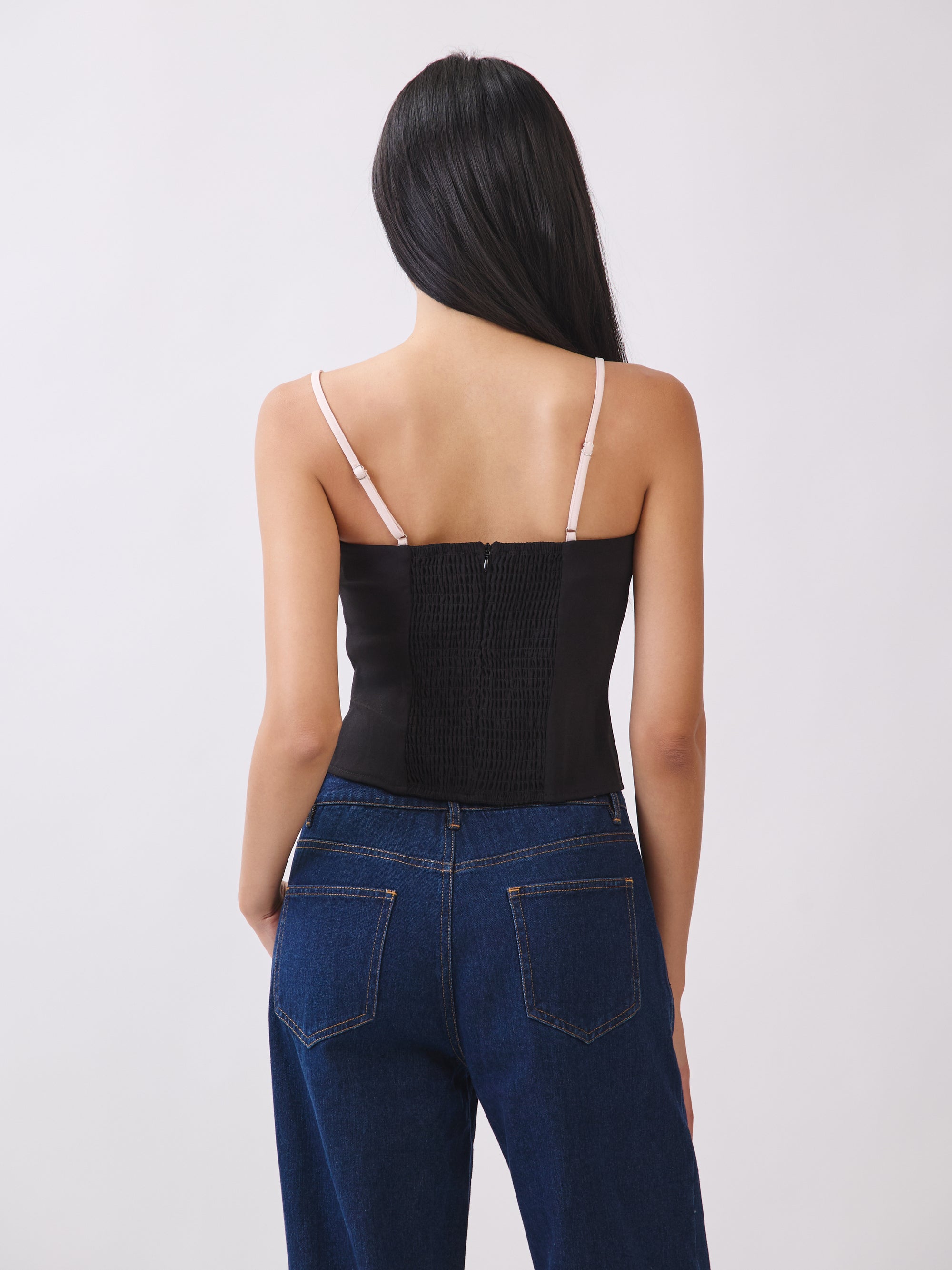 BTTRMMT Hadley Contrast Trim Top back view highlighting clean back design and fitted shape